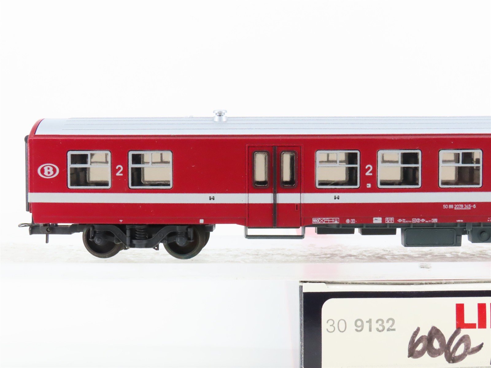 HO Scale Lima 309132 SNCB Belgian National 2nd Class Passenger Car #345-6