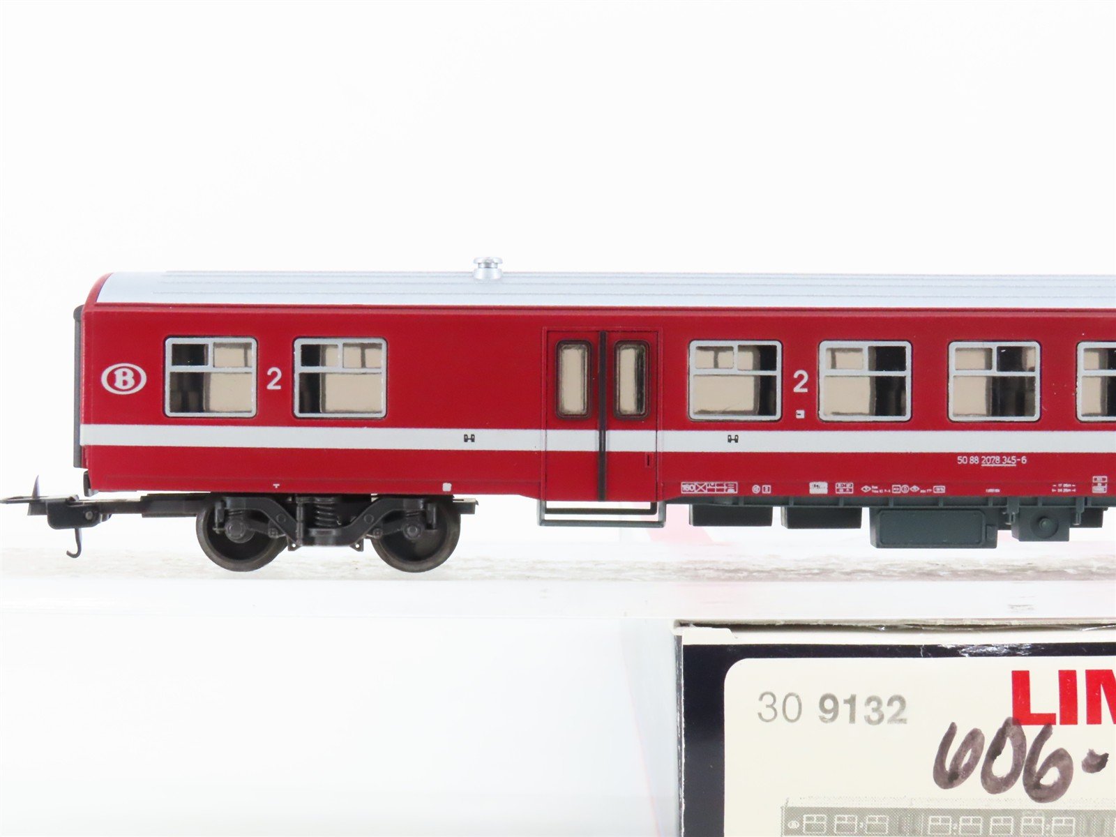HO Scale Lima 309132 SNCB Belgian National 2nd Class Passenger Car #345-6