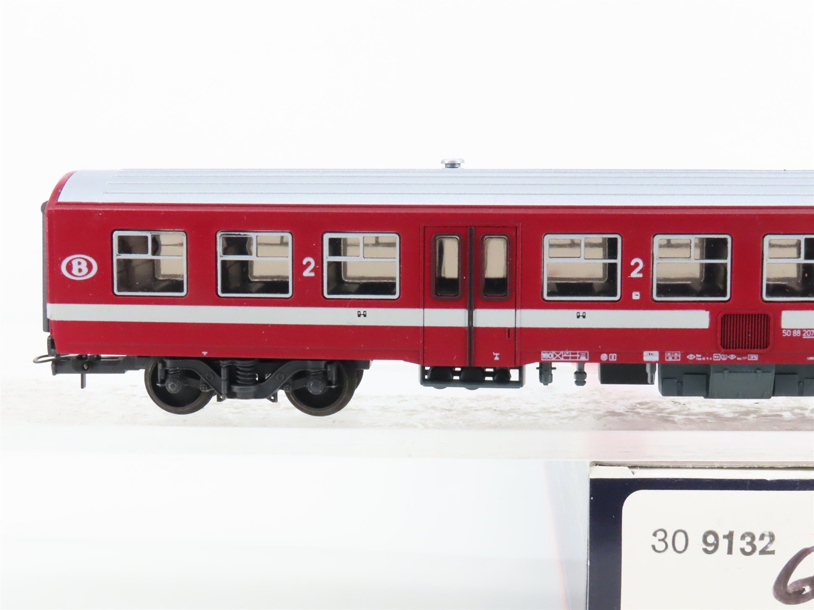 HO Scale Lima 309132 SNCB Belgian National 2nd Class Passenger Car #345-6
