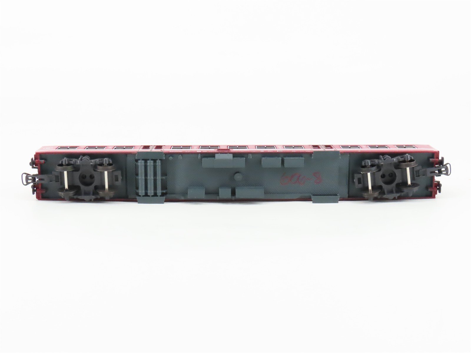 HO Scale Lima 309132 SNCB Belgian National 2nd Class Passenger Car #345-6