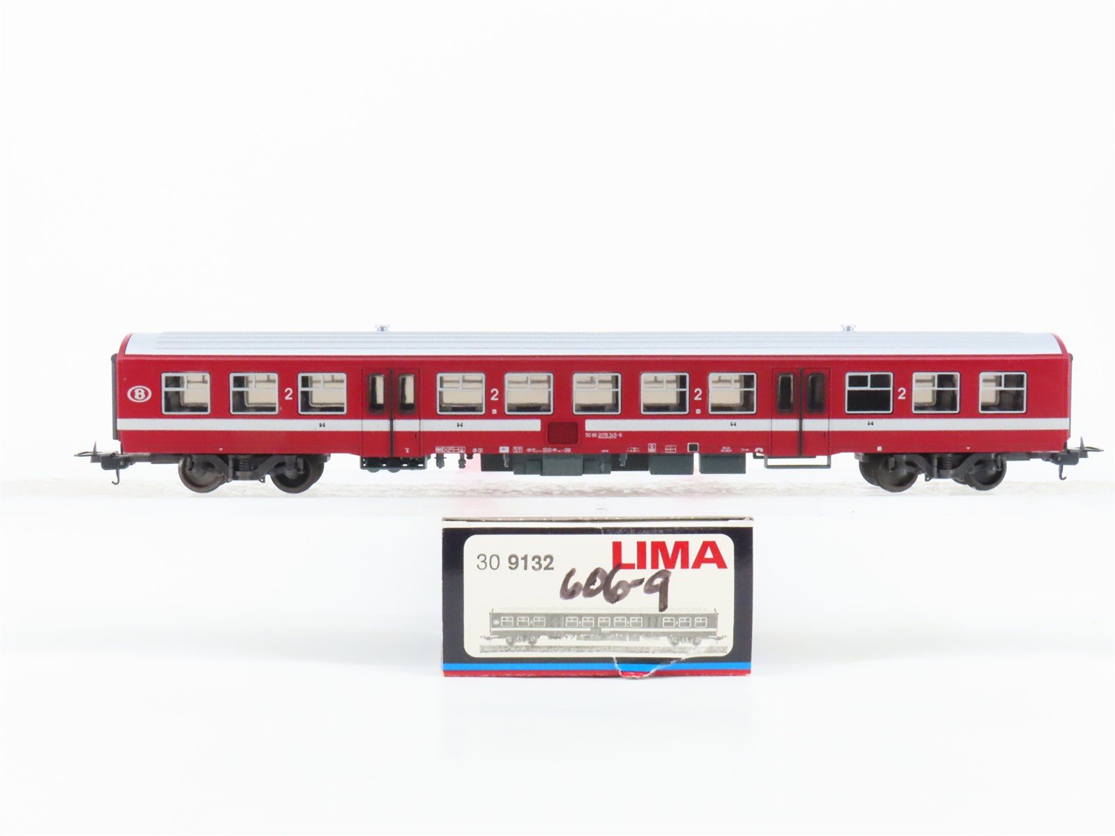 HO Scale Lima 309132 SNCB Belgian National 2nd Class Passenger Car #345-6