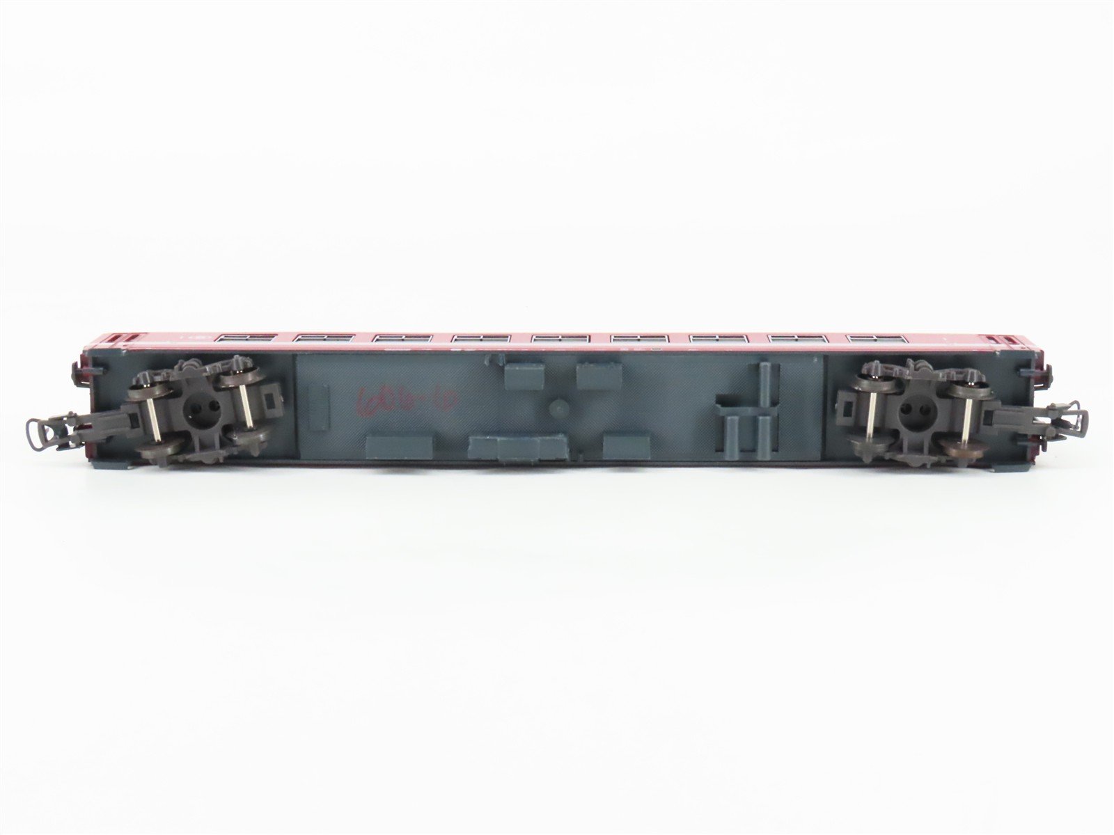 HO Scale Lima 309134 SNCB Belgian National 1st Class Passenger Car #006-7