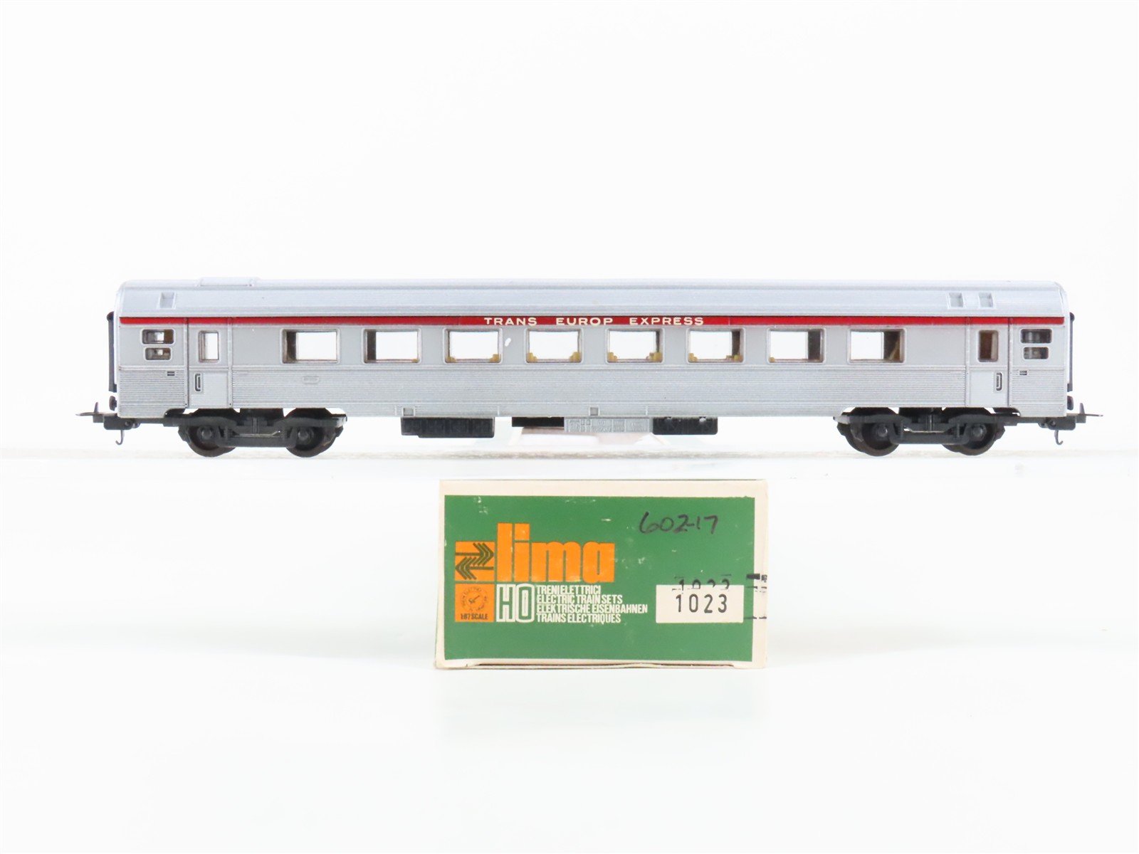 HO Scale Lima 1023 Trans Europ Express Coach Passenger Car