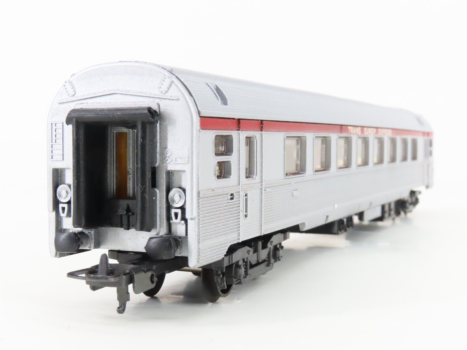 HO Scale Lima 1023 Trans Europ Express Coach Passenger Car