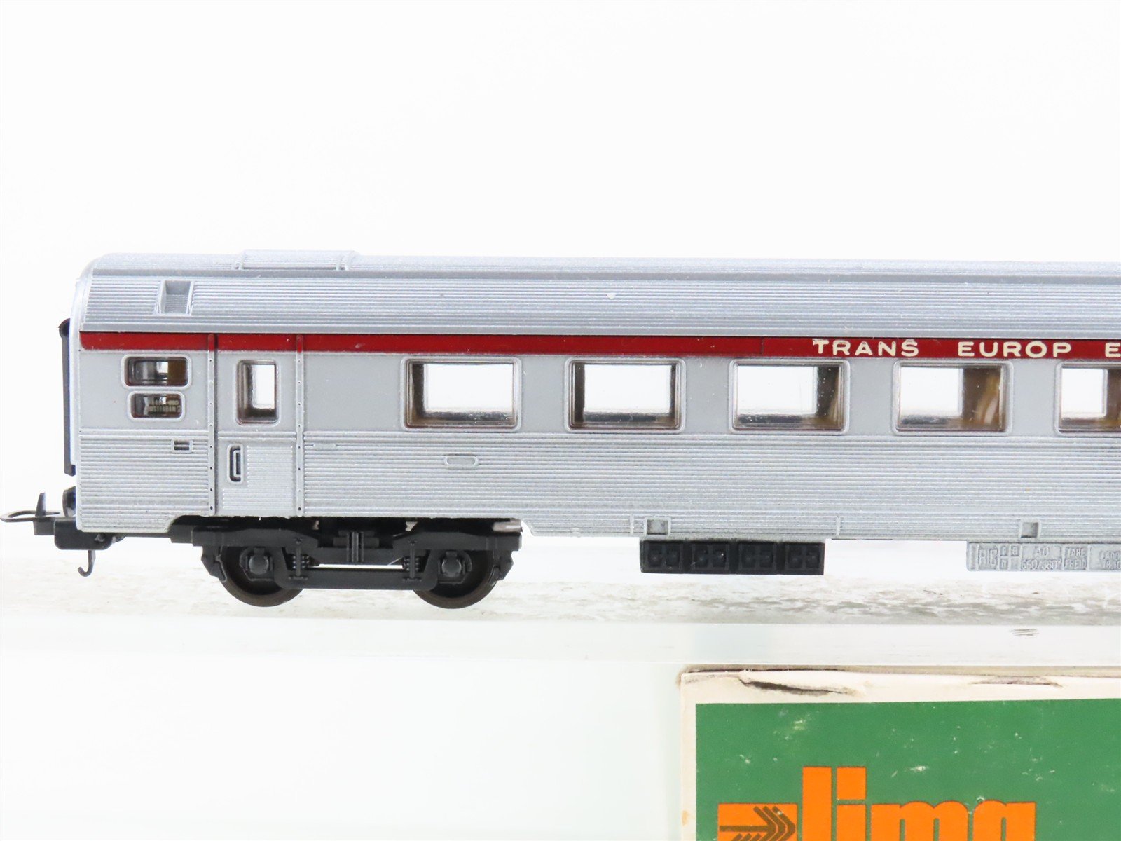 HO Scale Lima 1023 Trans Europ Express Coach Passenger Car
