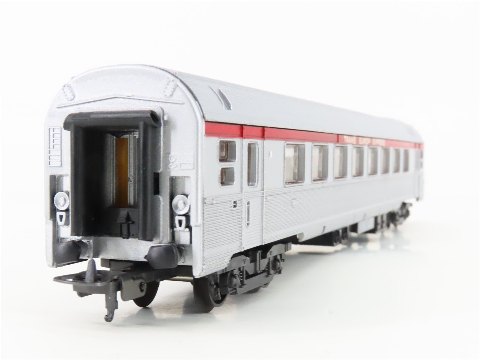 HO Scale Lima 1023 Trans Europ Express Coach Passenger Car