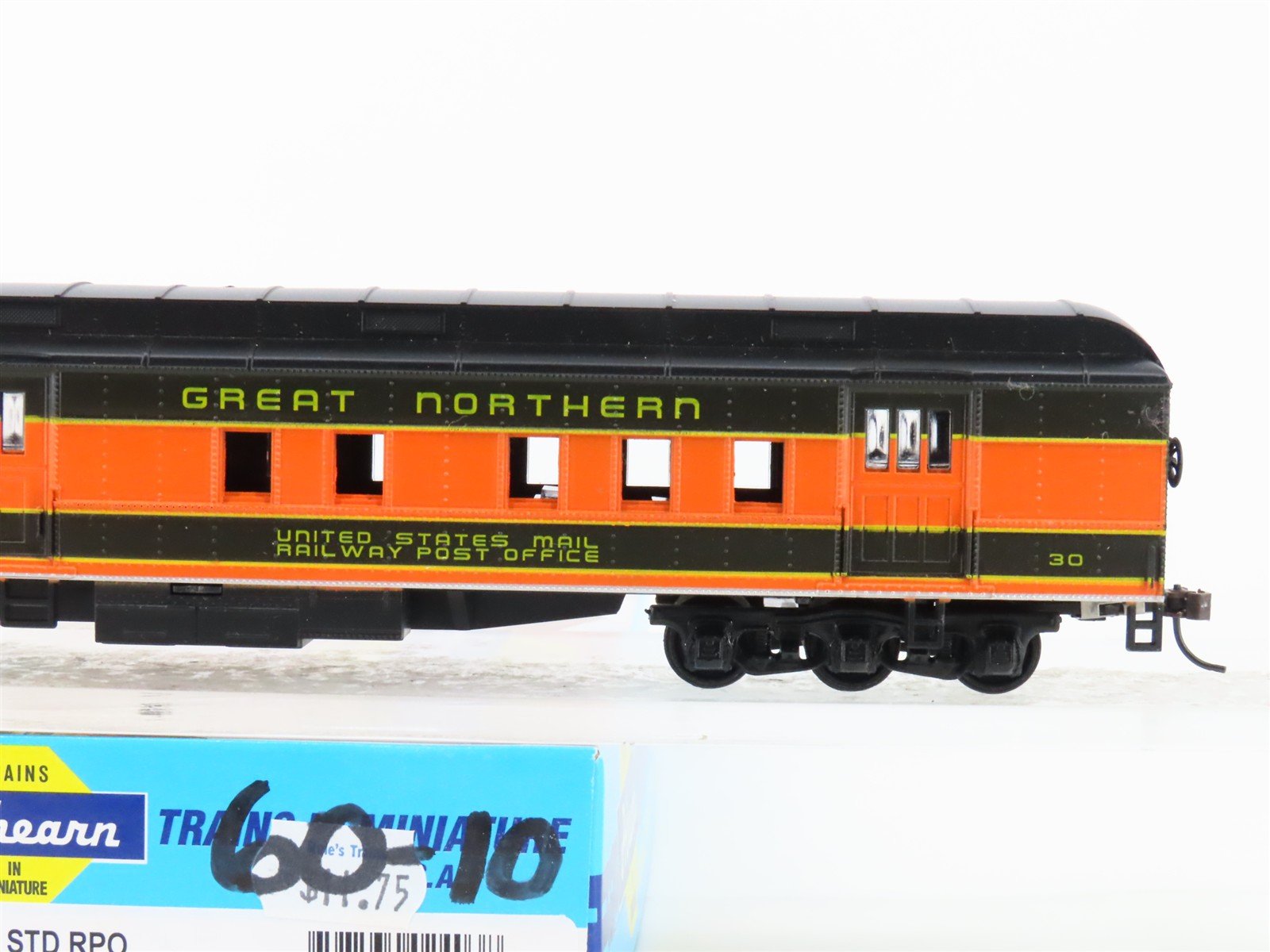 HO Scale Athearn 2403 GN Great Northern RPO Passenger Car #30