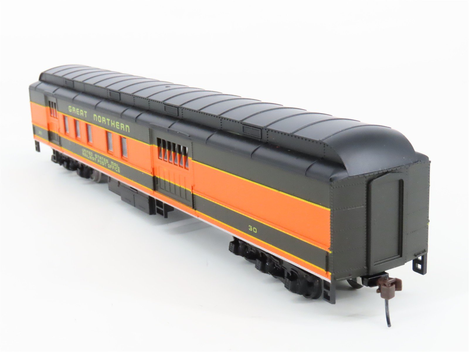 HO Scale Athearn 2403 GN Great Northern RPO Passenger Car #30