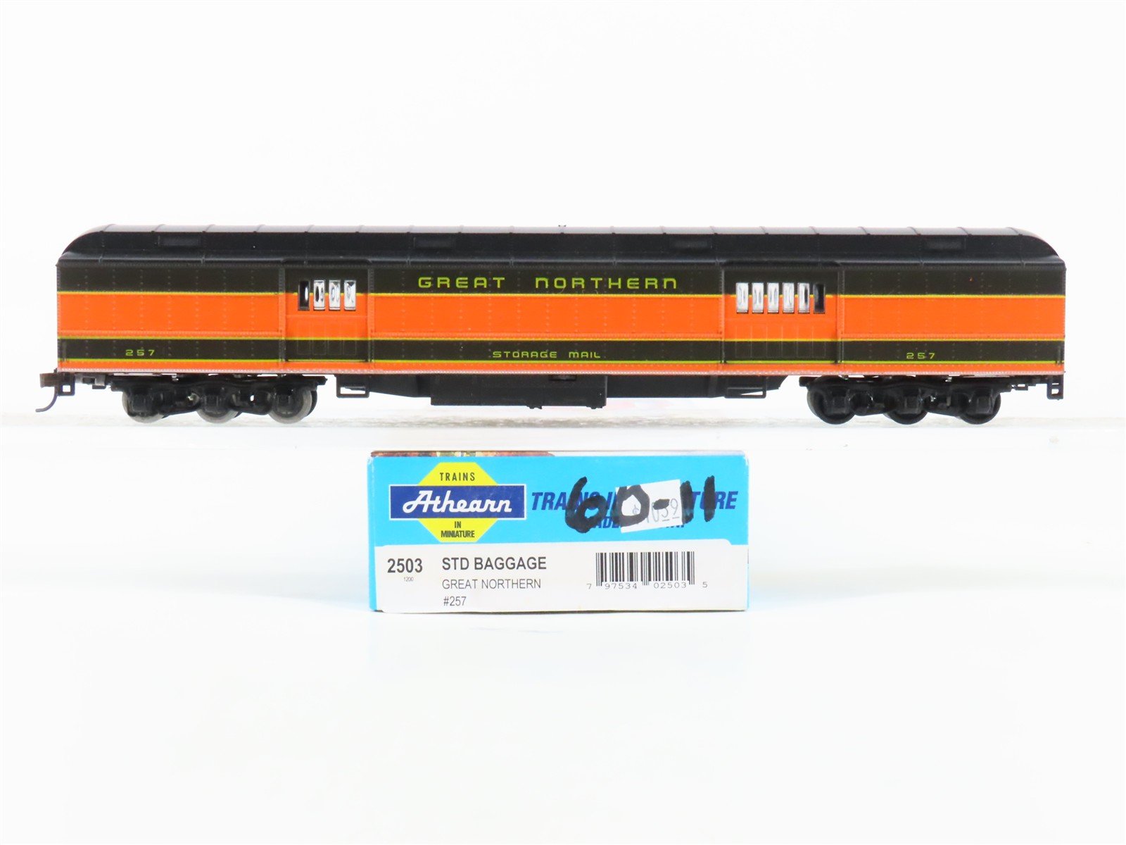 HO Scale Athearn 2403 GN Great Northern RPO Passenger Car #30
