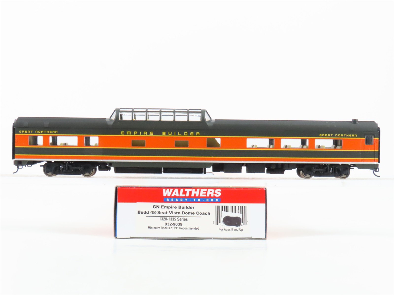 HO Scale Walthers 932-9039 GN Empire Builder Vista Dome Passenger Car
