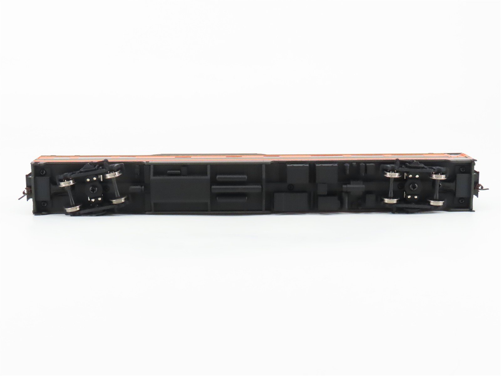 HO Scale Walthers 932-9039 GN Empire Builder Vista Dome Passenger Car