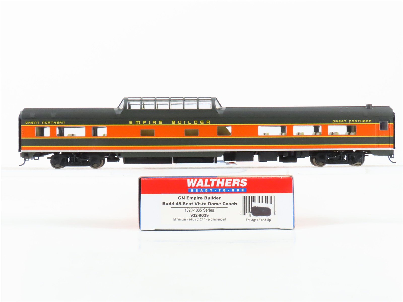 HO Scale Walthers 932-9039 GN Empire Builder Vista Dome Passenger Car