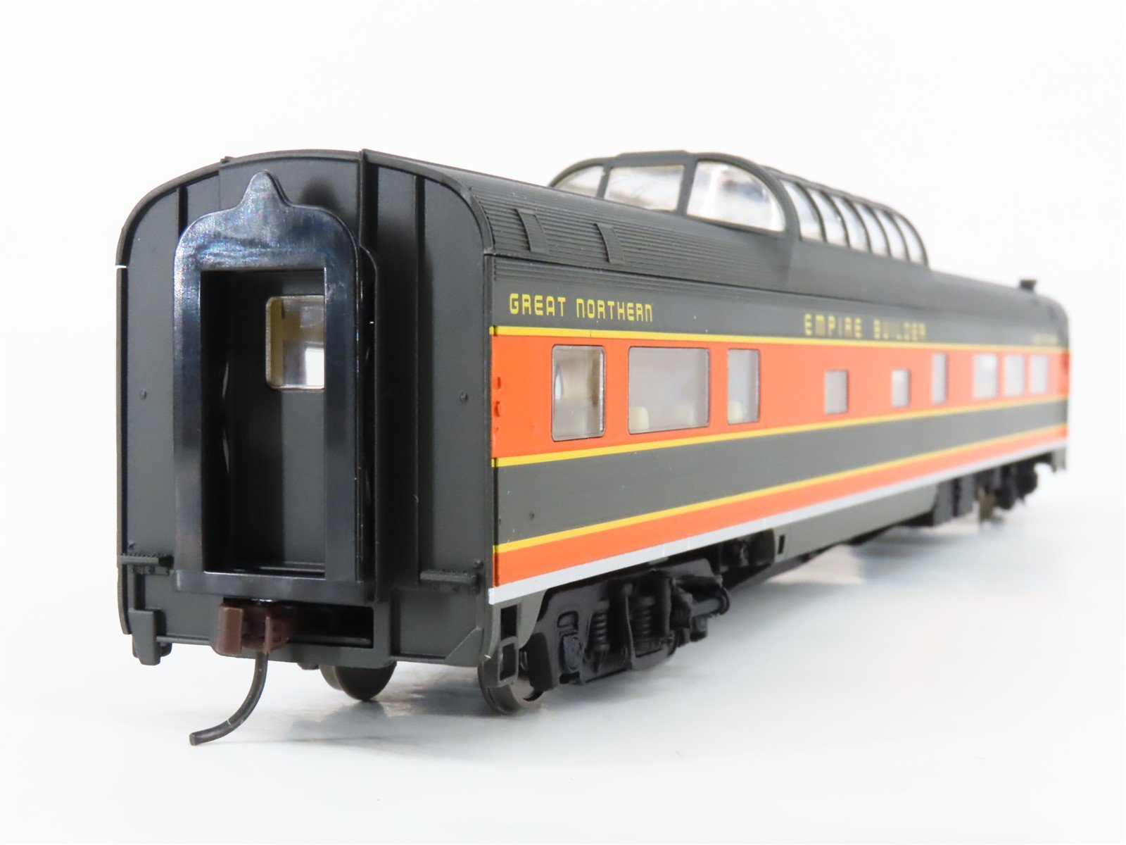 HO Scale Walthers 932-9039 GN Empire Builder Vista Dome Passenger Car