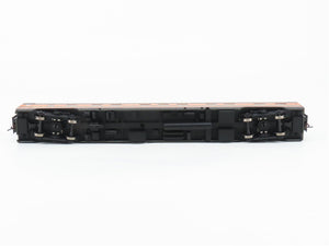 HO Scale Walthers 932-9074 GN Great Northern 6-5-2 Sleeper Passenger Car