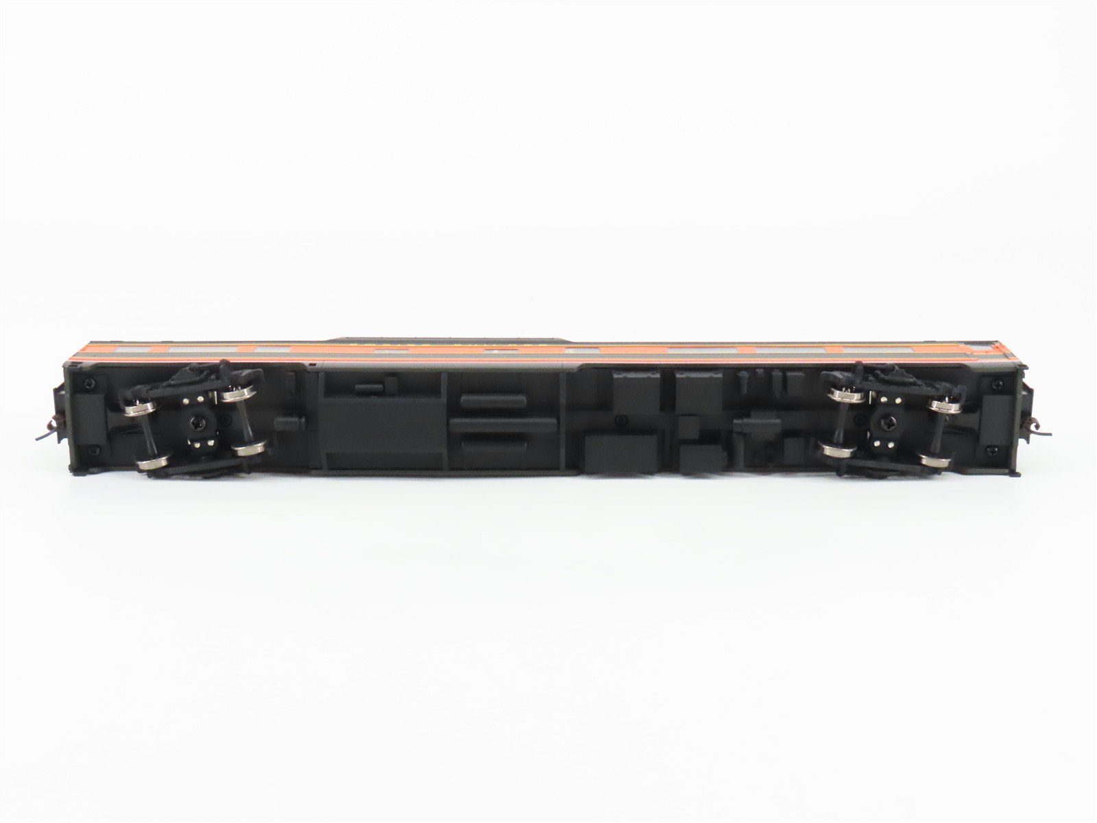 HO Scale Walthers 932-9093 GN Empire Builder Vista Dome Coach Passenger Car