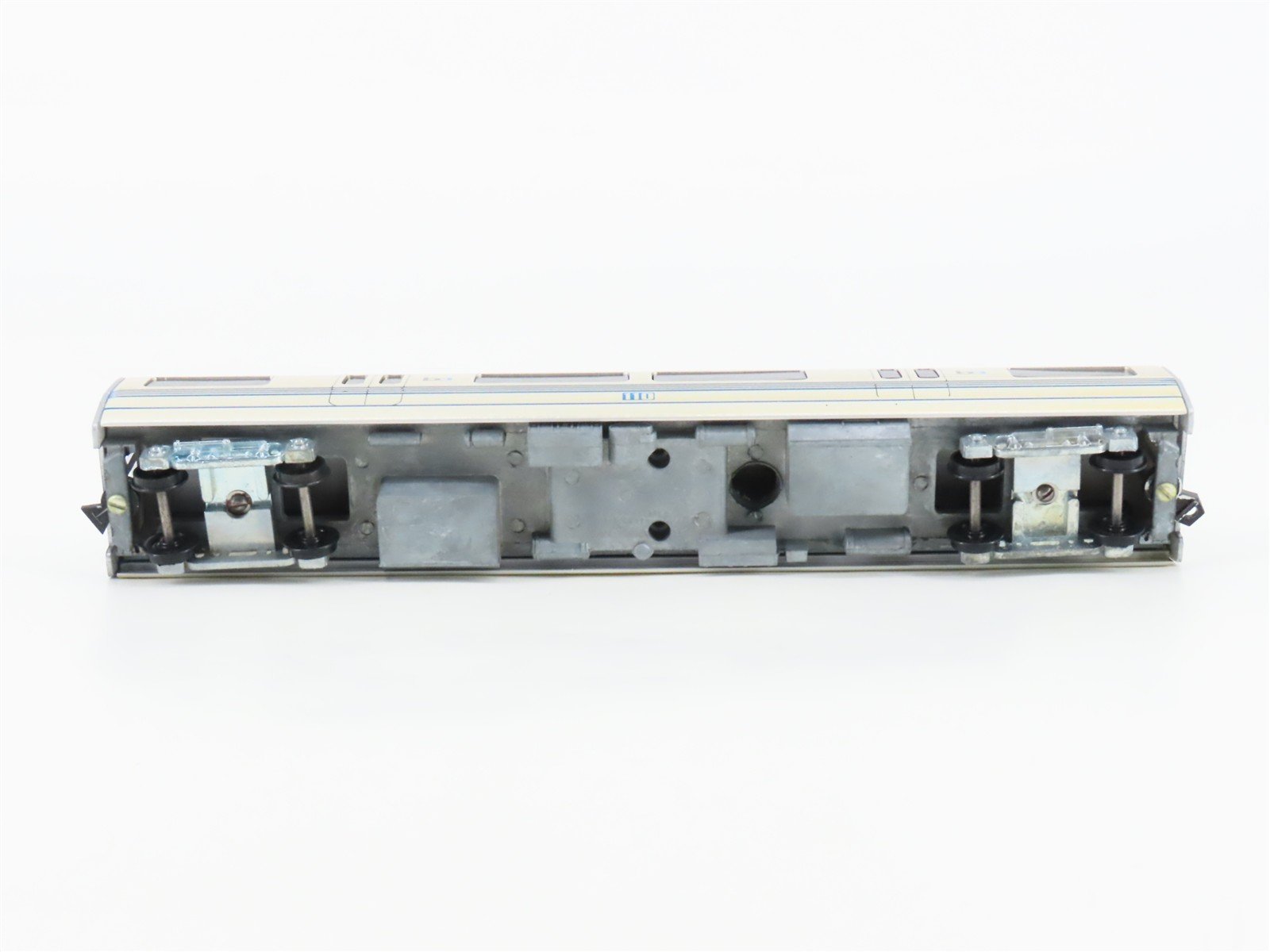 HO Scale Athearn Die-Cast BA Bart Passenger Car #110