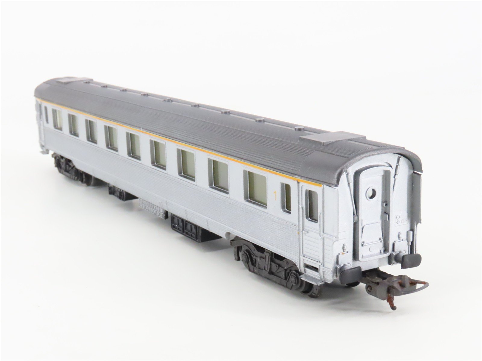 HO Scale Lima 9113 SNCF French National 1st Class Passenger Car