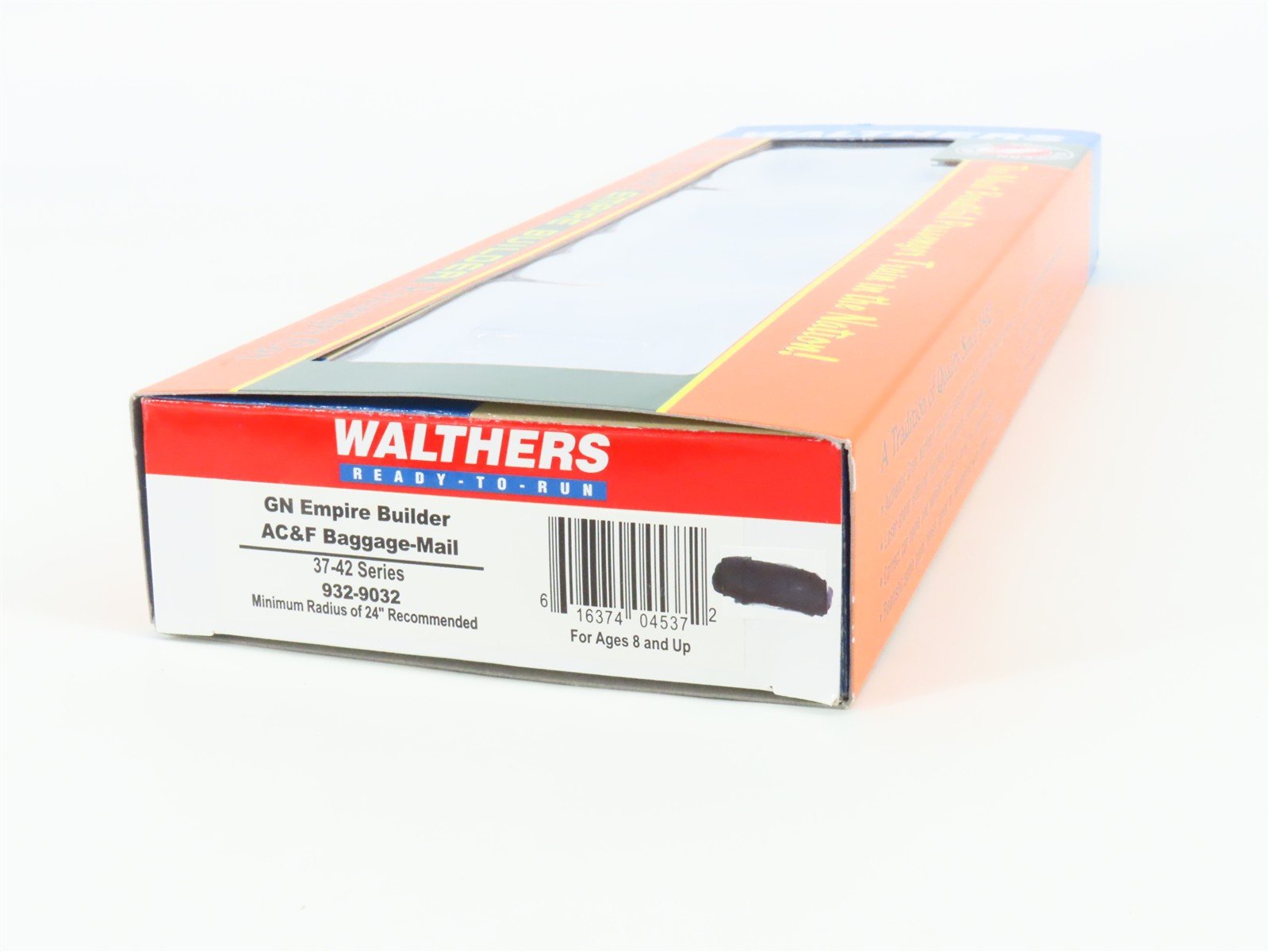 HO Scale Walthers 932-9032 GN Empire Builder Baggage-Mail Passenger Car