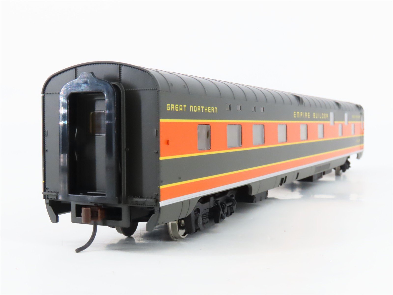 HO Scale Walthers 932-9033 GN Empire Builder 7-4-3-1 Sleeper Passenger Car
