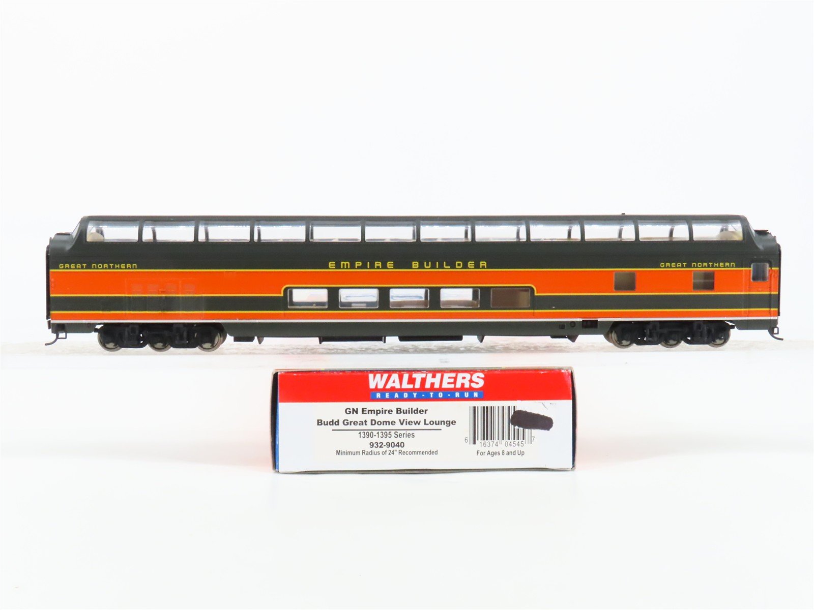HO Scale Walthers 932-9040 GN Empire Builder Great Dome Lounge Passenger Car
