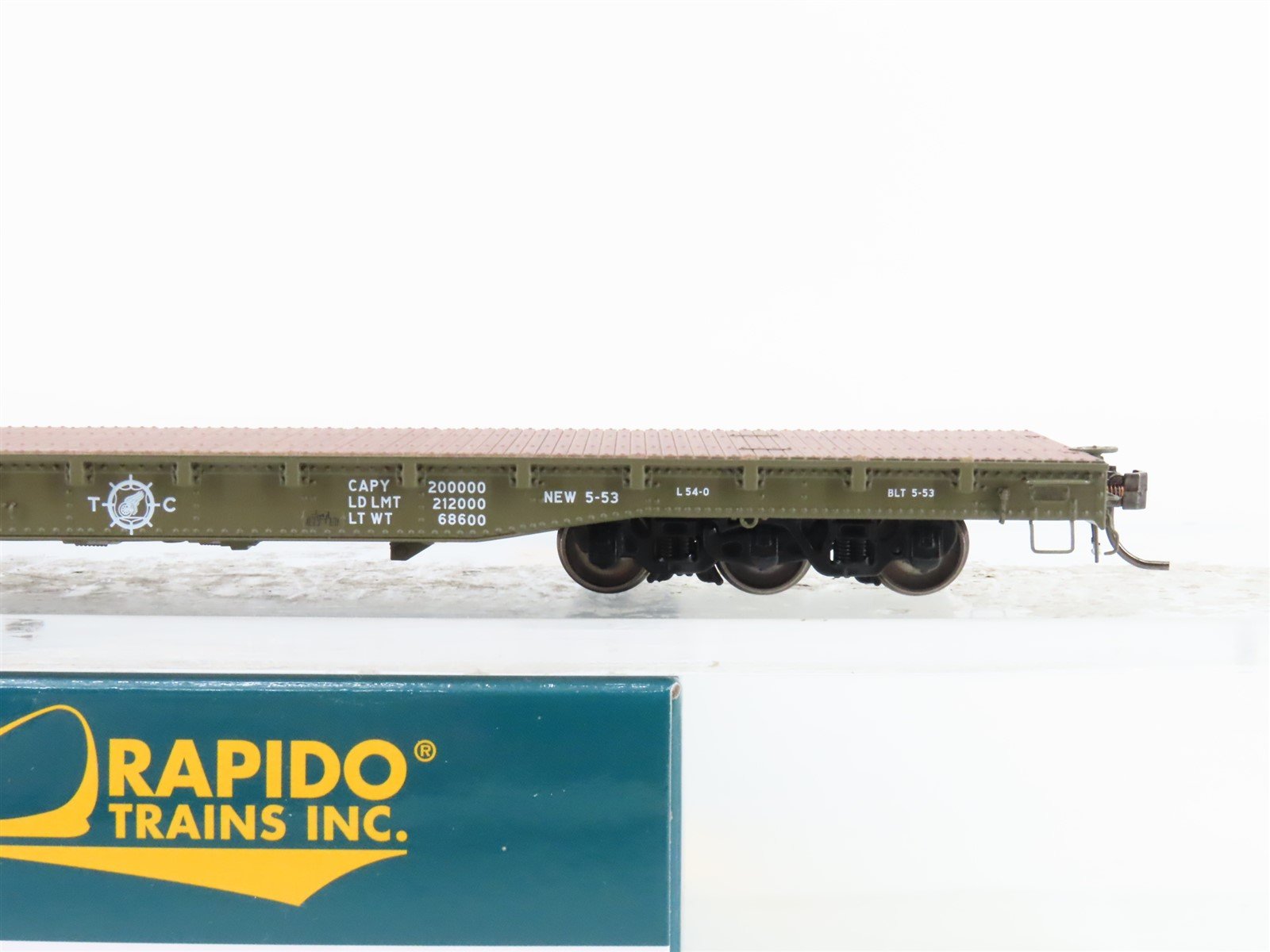 HO Scale Rapido 199001A US Army Magor Heavy-Duty Flatcar #38094