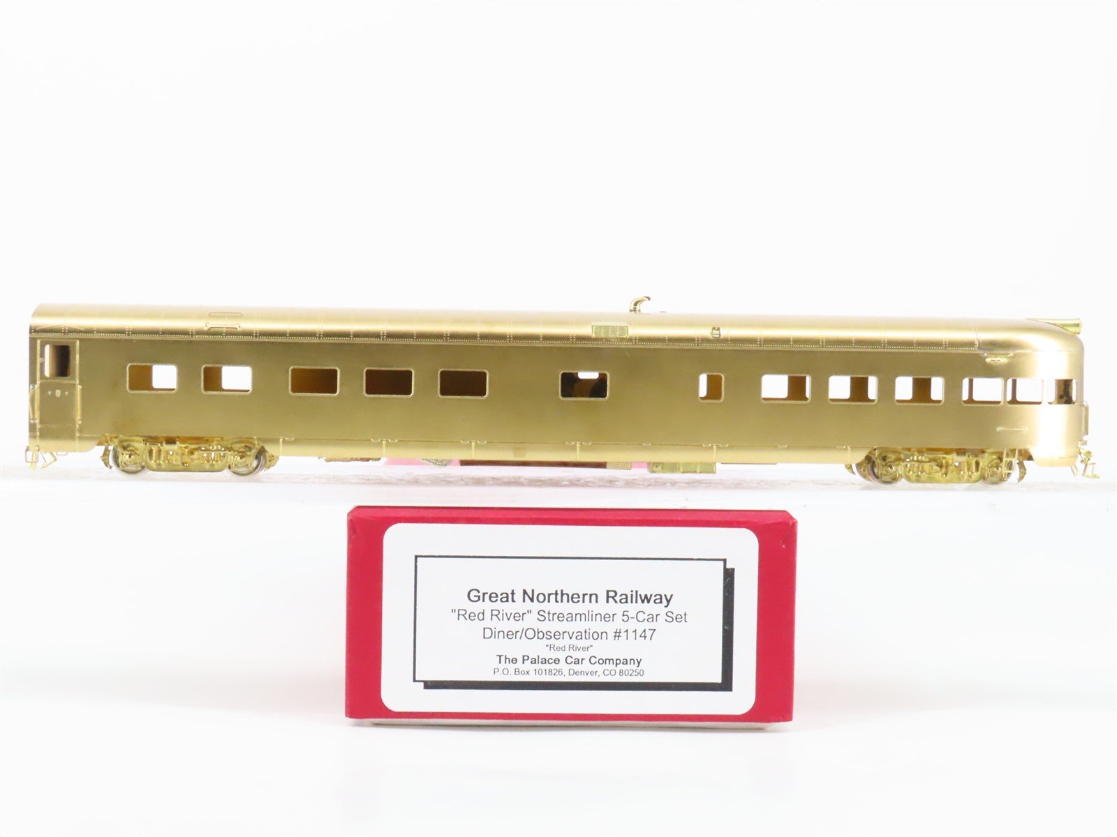 HO Scale Palace Car 1147 Unpainted BRASS Streamlined Diner/Obs Passenger Car
