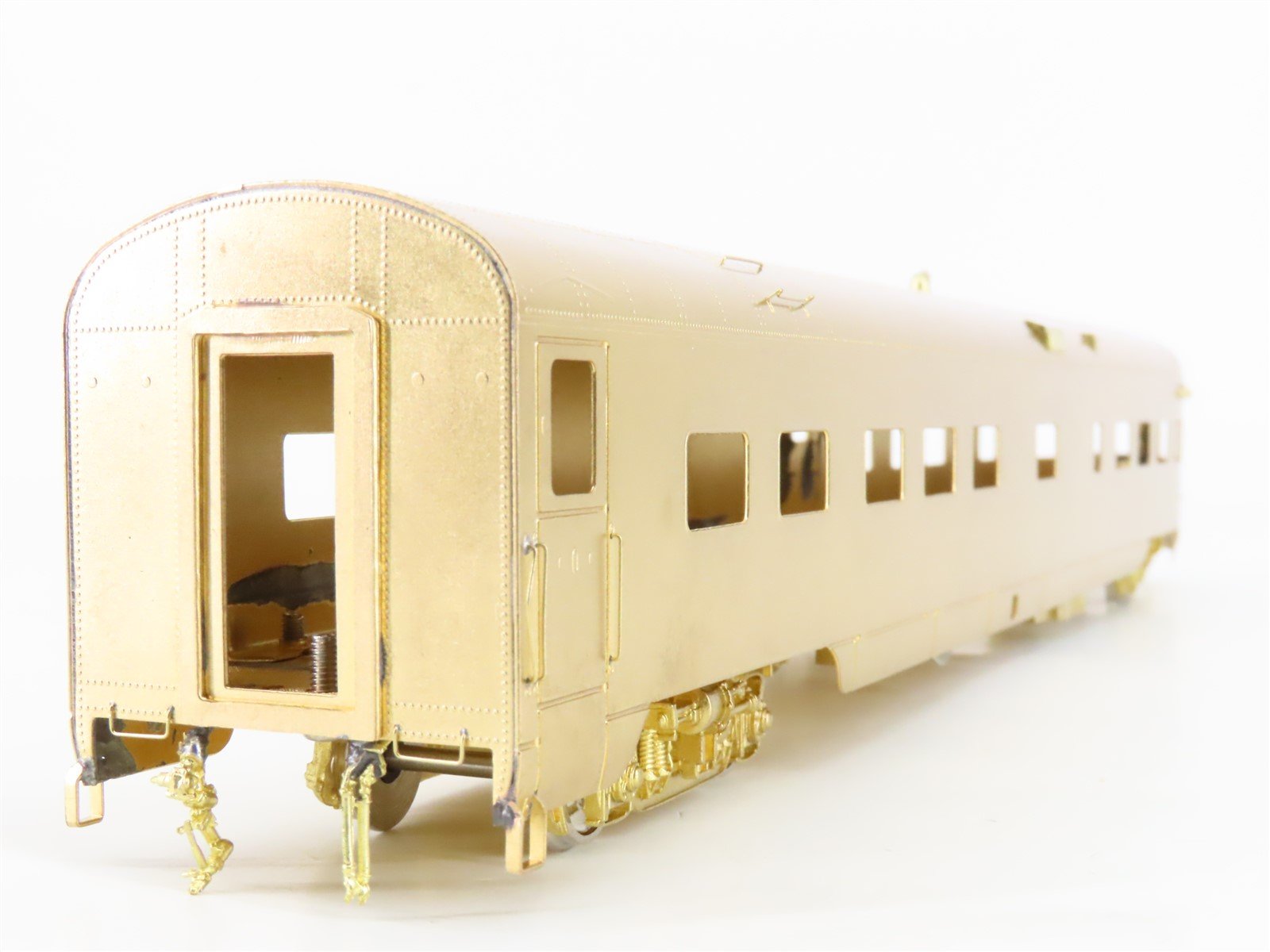 HO Scale Palace Car 1147 Unpainted BRASS Streamlined Diner/Obs Passenger Car