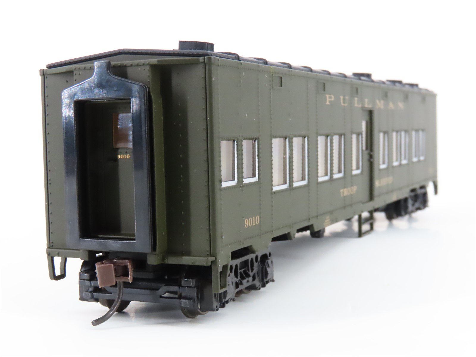 HO Scale Walthers P-S Troop Sleeper Passenger Car #9010