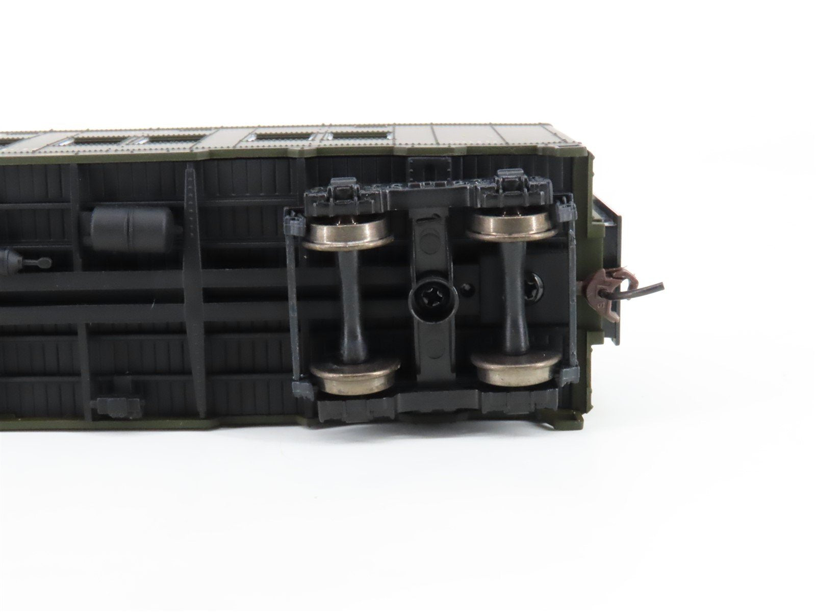 HO Scale Walthers P-S Troop Sleeper Passenger Car #9010