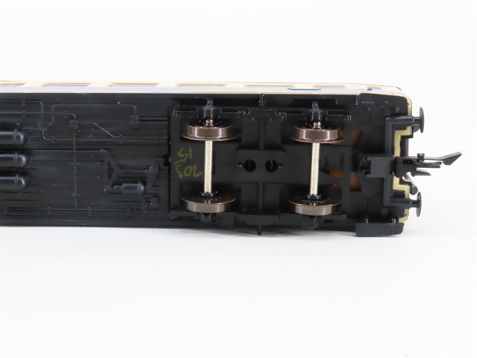 HO Scale Roco 4256S DB Deutsche Bahn 2nd Class Passenger Car #612-8