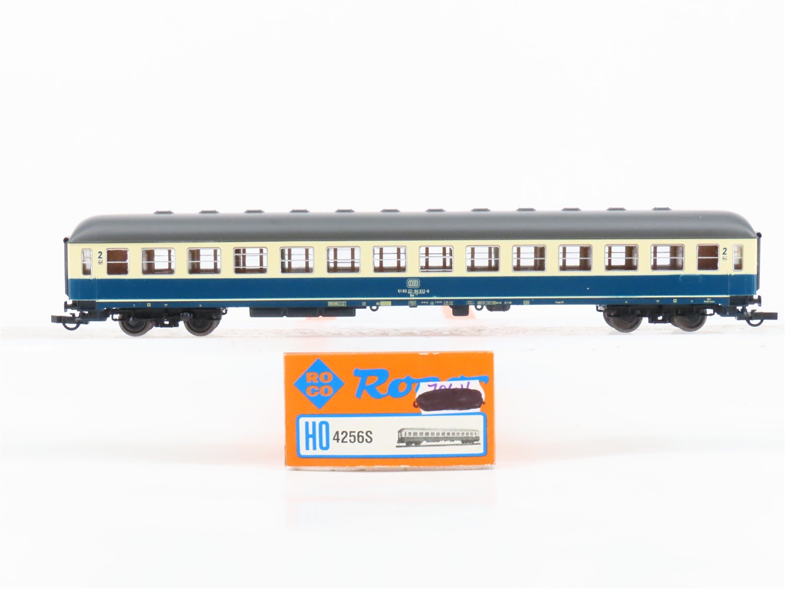 HO Scale Roco 4256S DB Deutsche Bahn 2nd Class Passenger Car #612-8