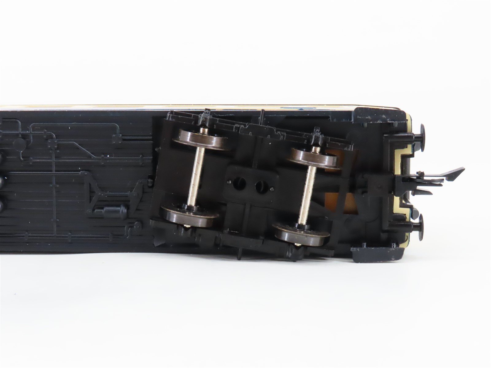 HO Scale Roco 4256S DB Deutsche Bahn 2nd Class Passenger Car #612-8