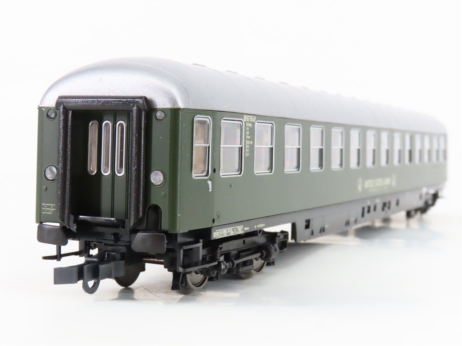 HO Scale Roco Minitanks 823 US Army Transport Corps Coach Passenger Car #917654