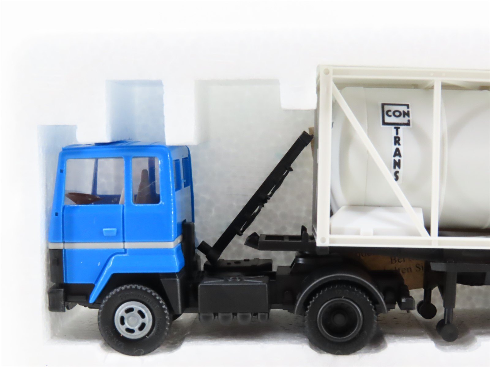 HO Scale Herpa 805220 Ford Transconti Tankcontainer