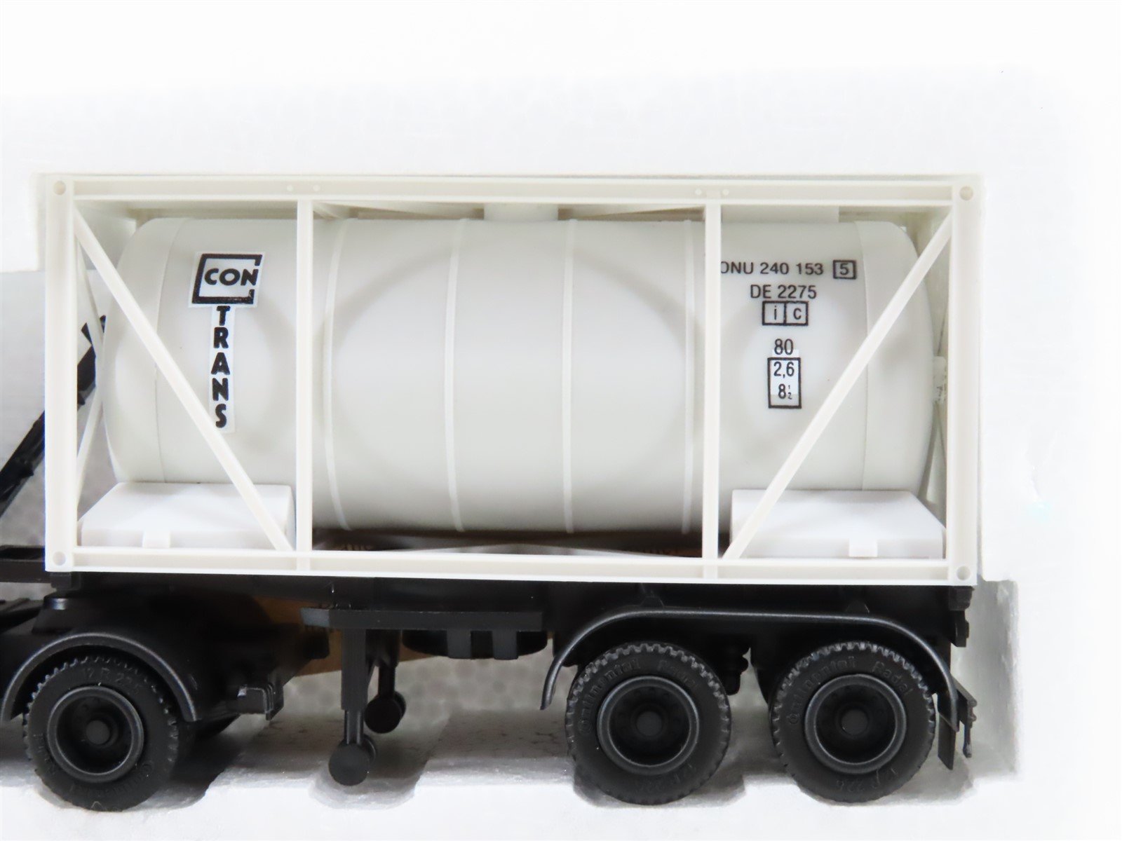 HO Scale Herpa 805220 Ford Transconti Tankcontainer