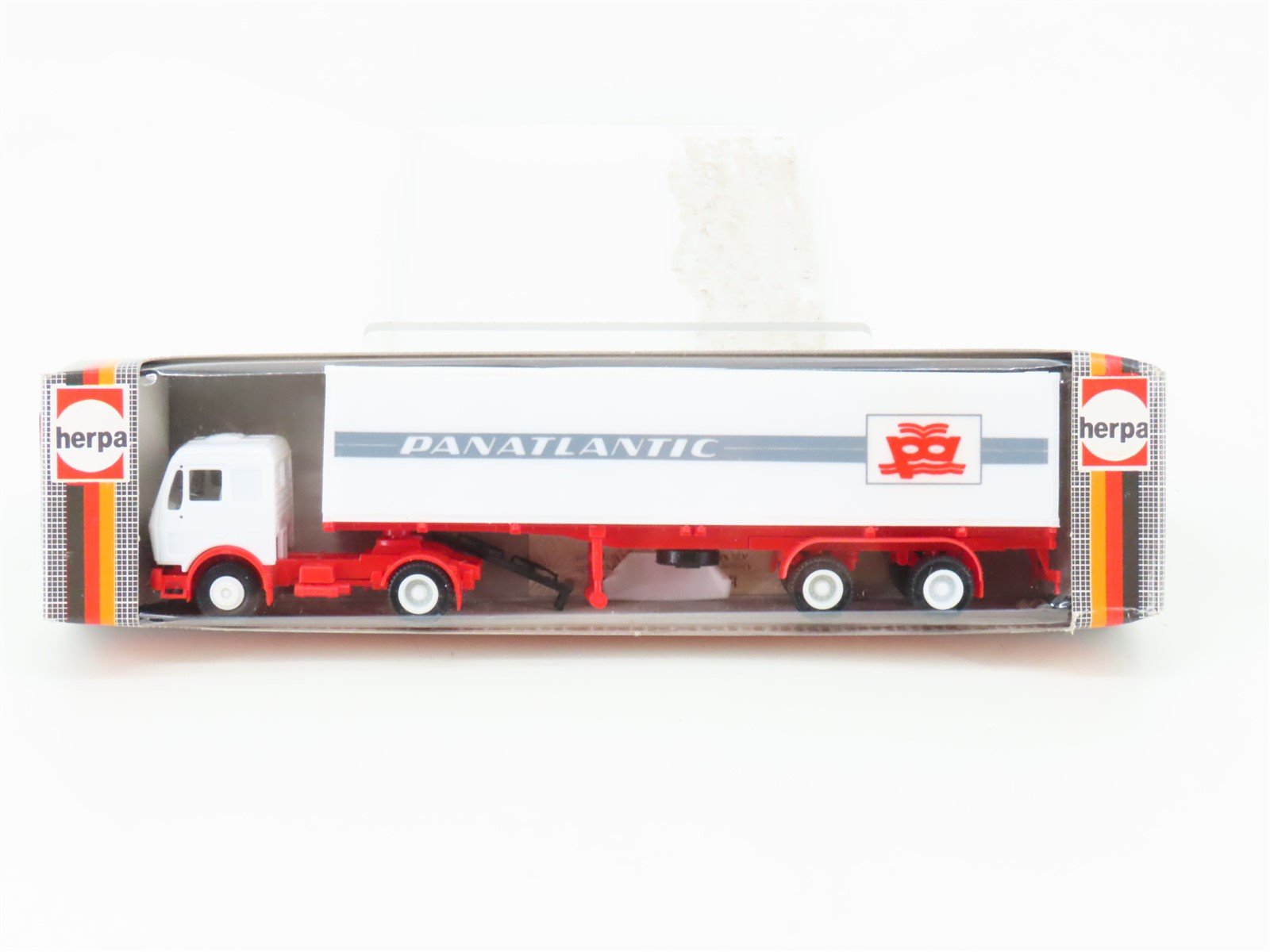 HO Scale Herpa White Tractor Trailer w/ Panatlantic Container