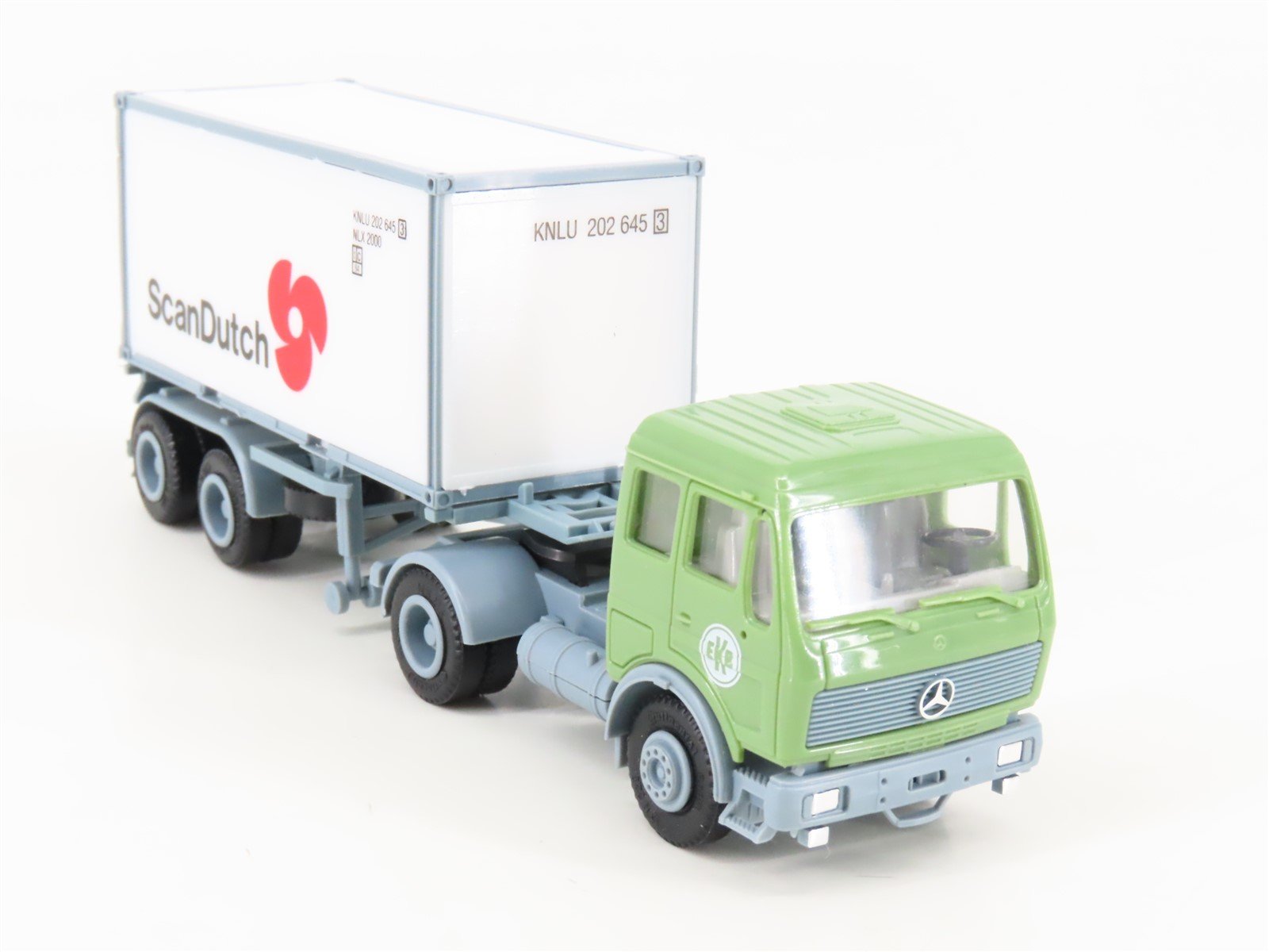 HO Scale EKB Kieserling Tractor Trailer w/ ScanDutch Container
