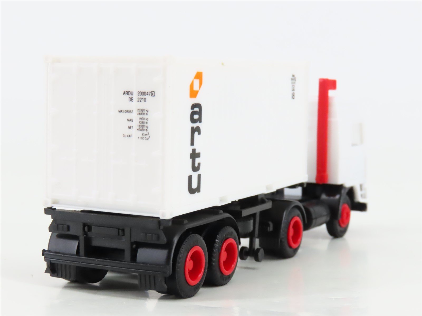 HO Scale Herpa Artu Tractor Trailer w/ Container