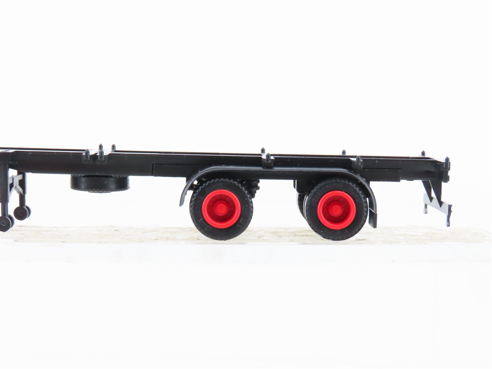 HO Scale Herpa WEW Tractor Trailer w/ 2 Tanker Containers