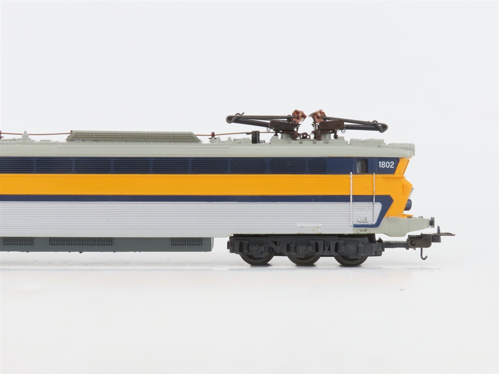 HO Scale Lima 208121LGP Belgian National Electric Locomotive #1802