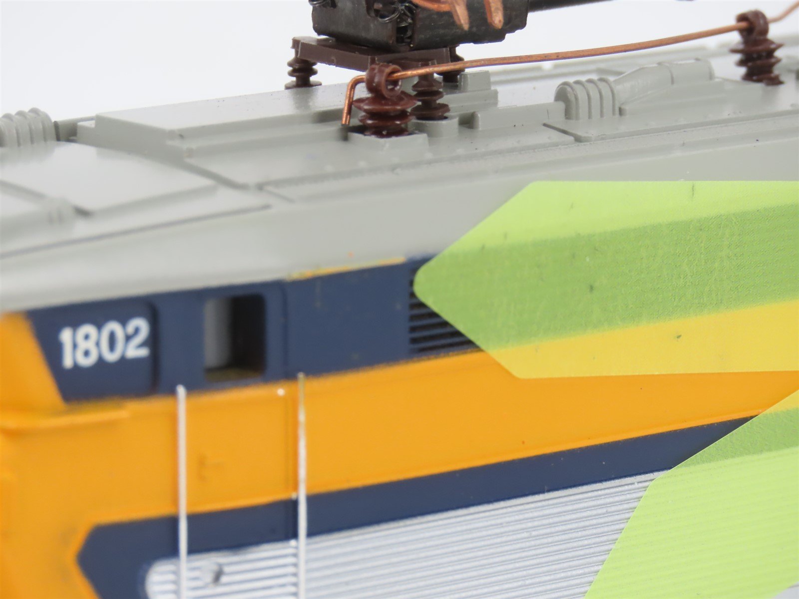HO Scale Lima 208121LGP Belgian National Electric Locomotive #1802