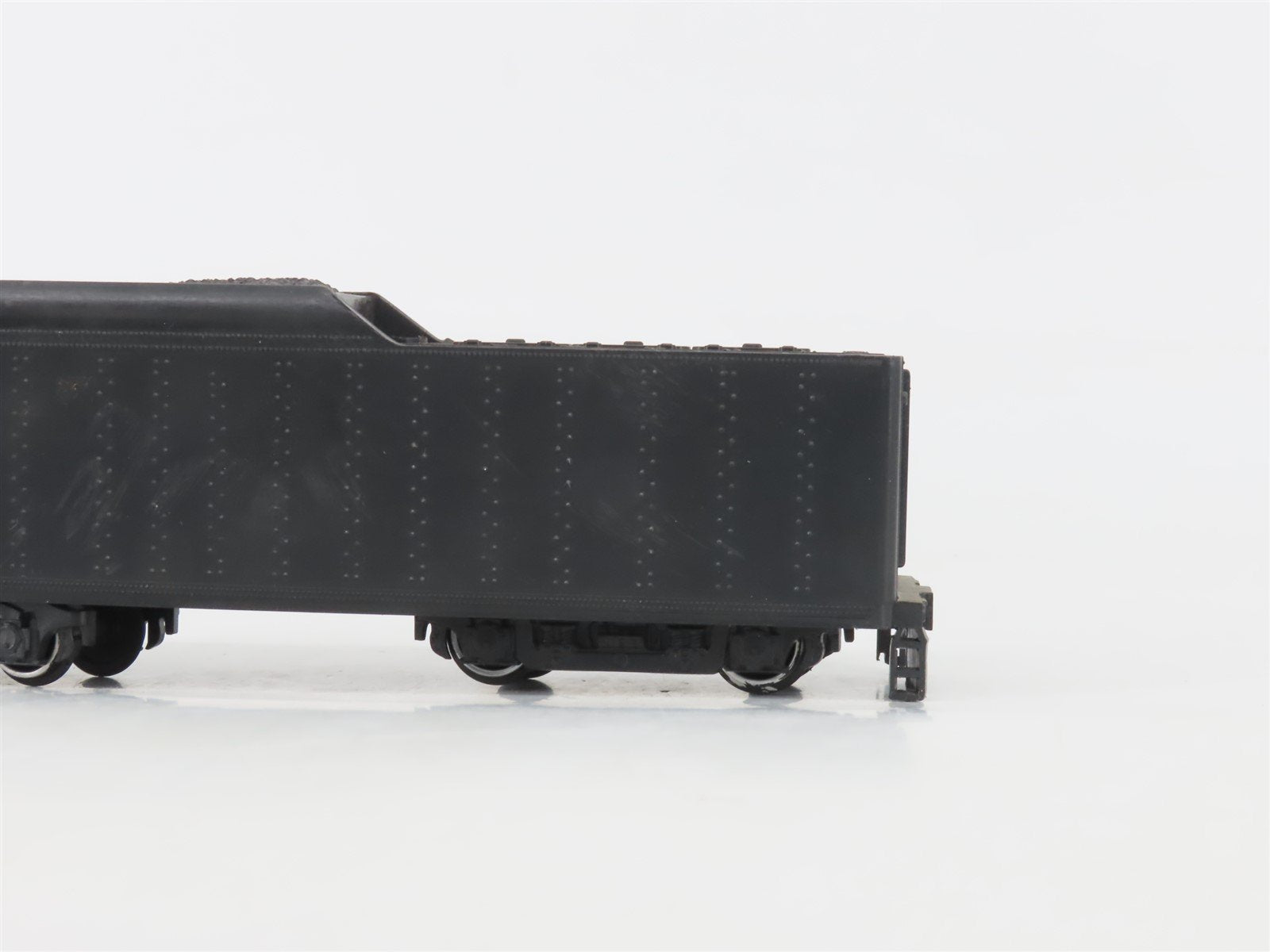 HO Scale Unlettered Steam Locomotive Tender STATIC MODEL