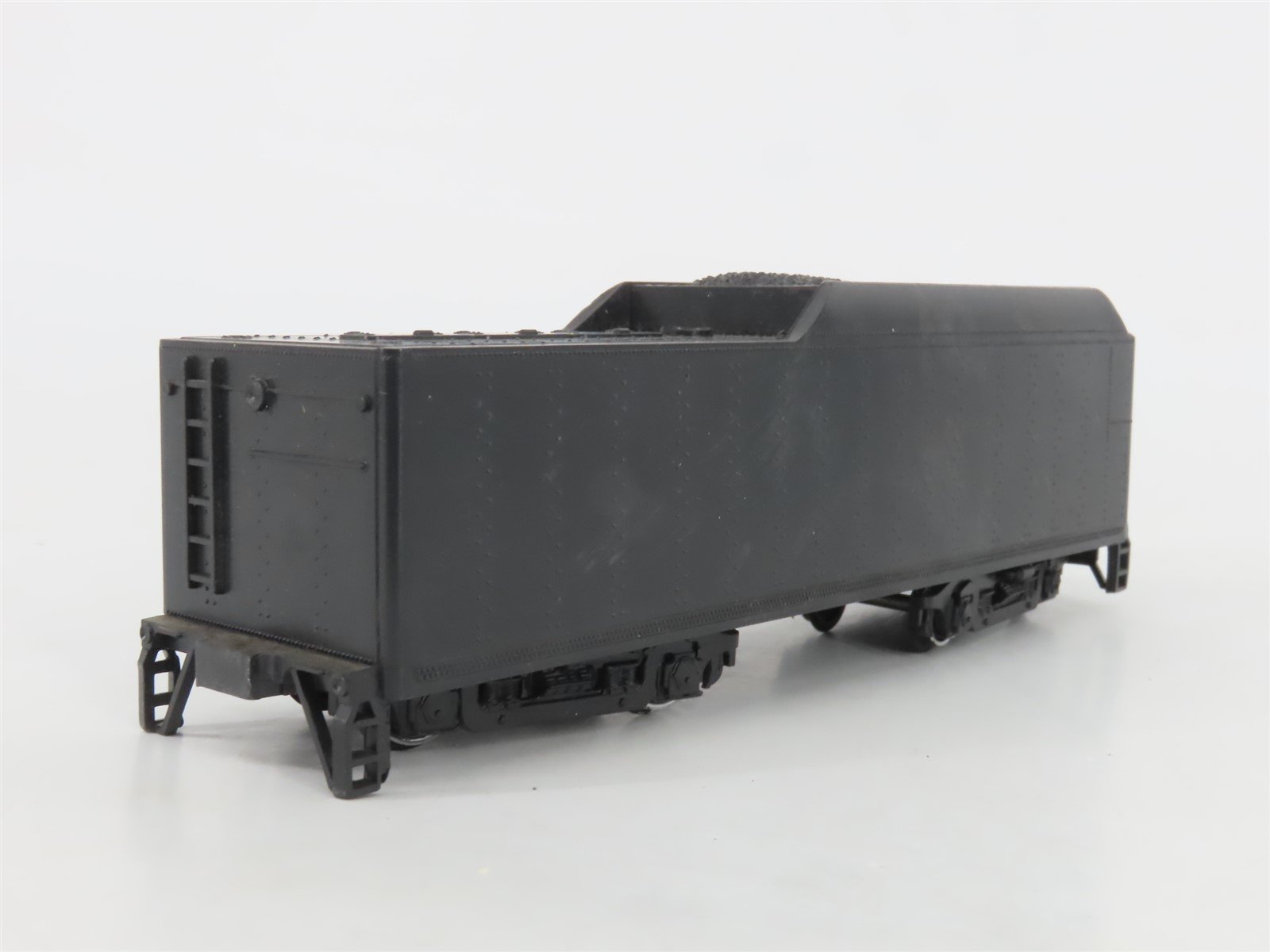 HO Scale Unlettered Steam Locomotive Tender STATIC MODEL