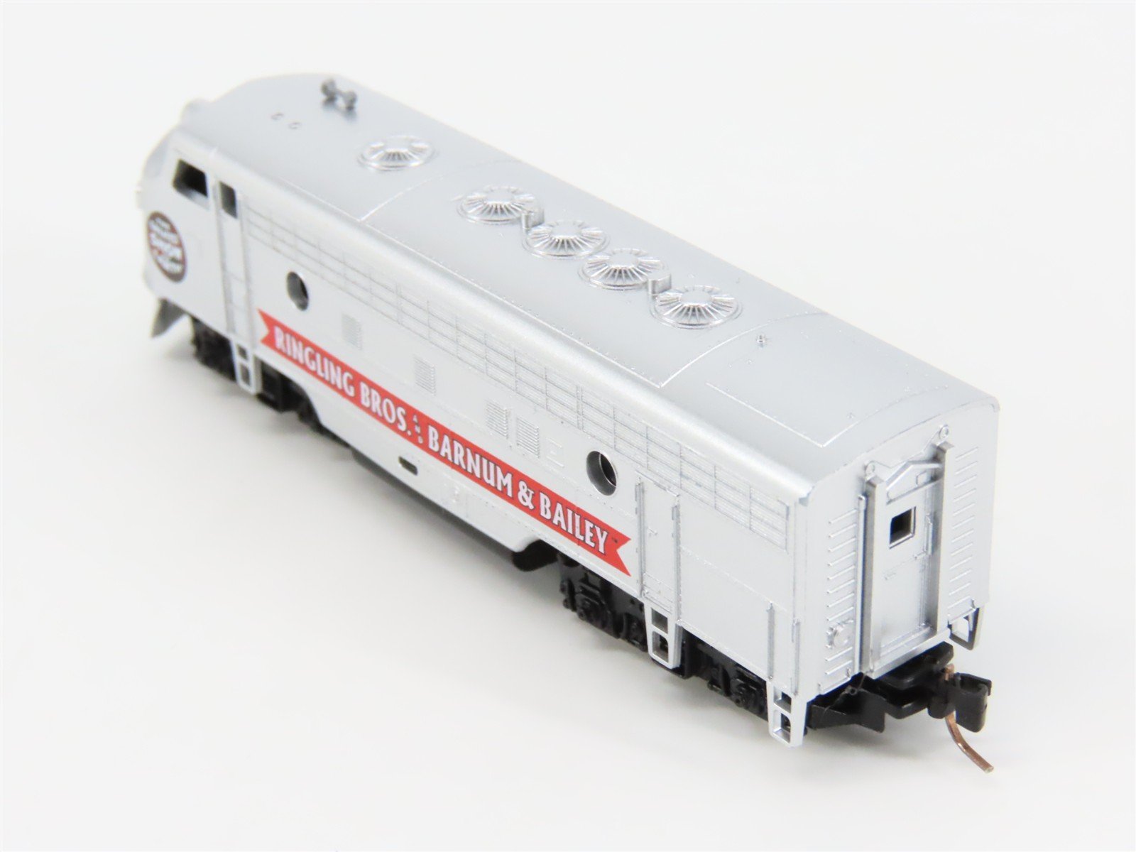 Z Scale Micro-Trains MTL 98001522 Ringling Bros F7A Diesel Locomotive #1919