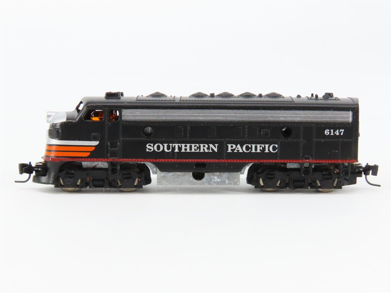 Z Scale Micro-Trains MTL SP Southern Pacific F7A Diesel Locomotive #6147