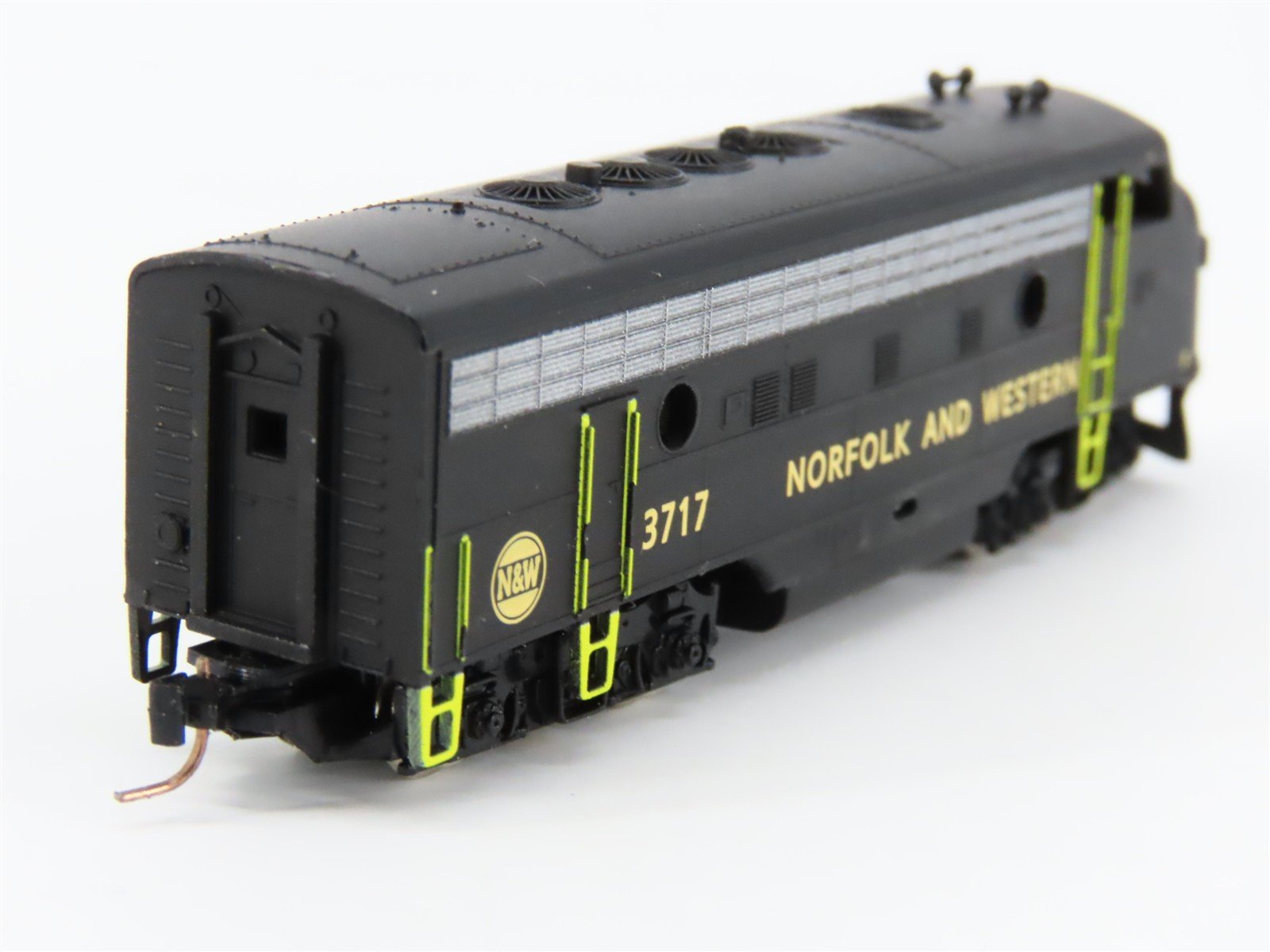 Z Scale Micro-Trains MTL 98001341 N&W Norfolk & Western F7A Diesel Loco #3717