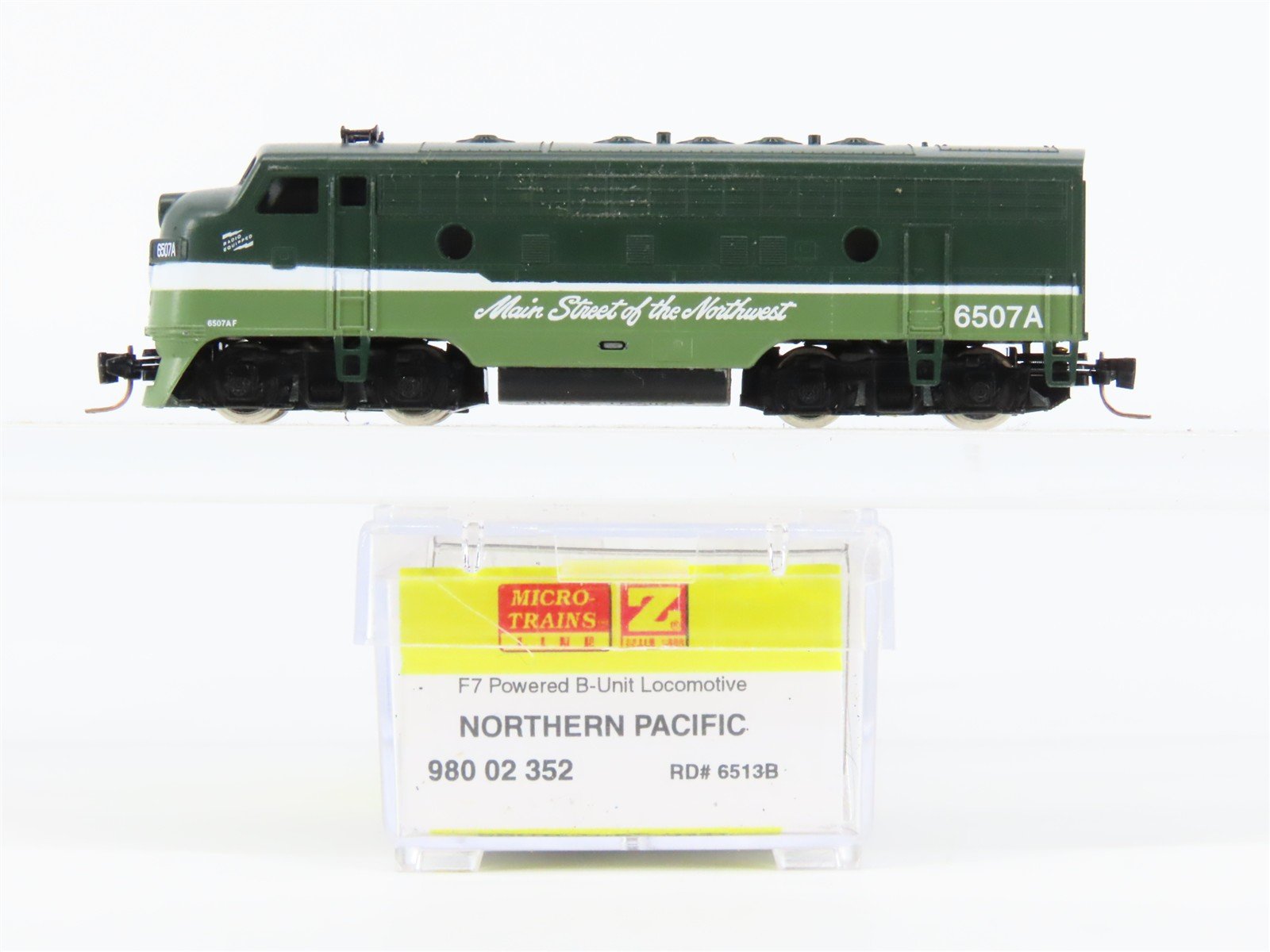 Z Scale Micro-Trains MTL 98002352 NP Northern Pacific F7A Diesel Loco #6507A