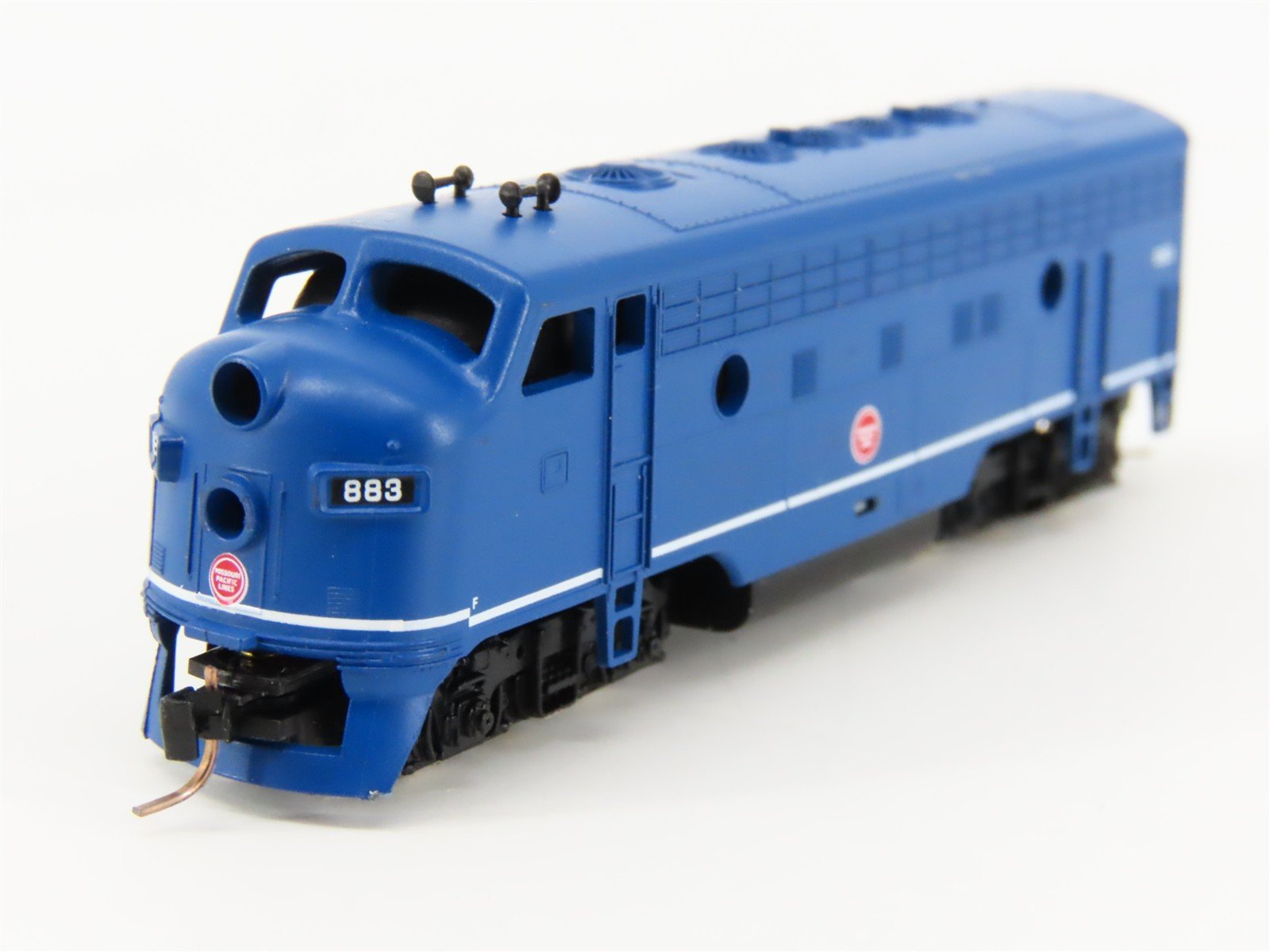 Z Scale Micro-Trains MTL 98001260 MP Missouri Pacific F7A Diesel Loco #883