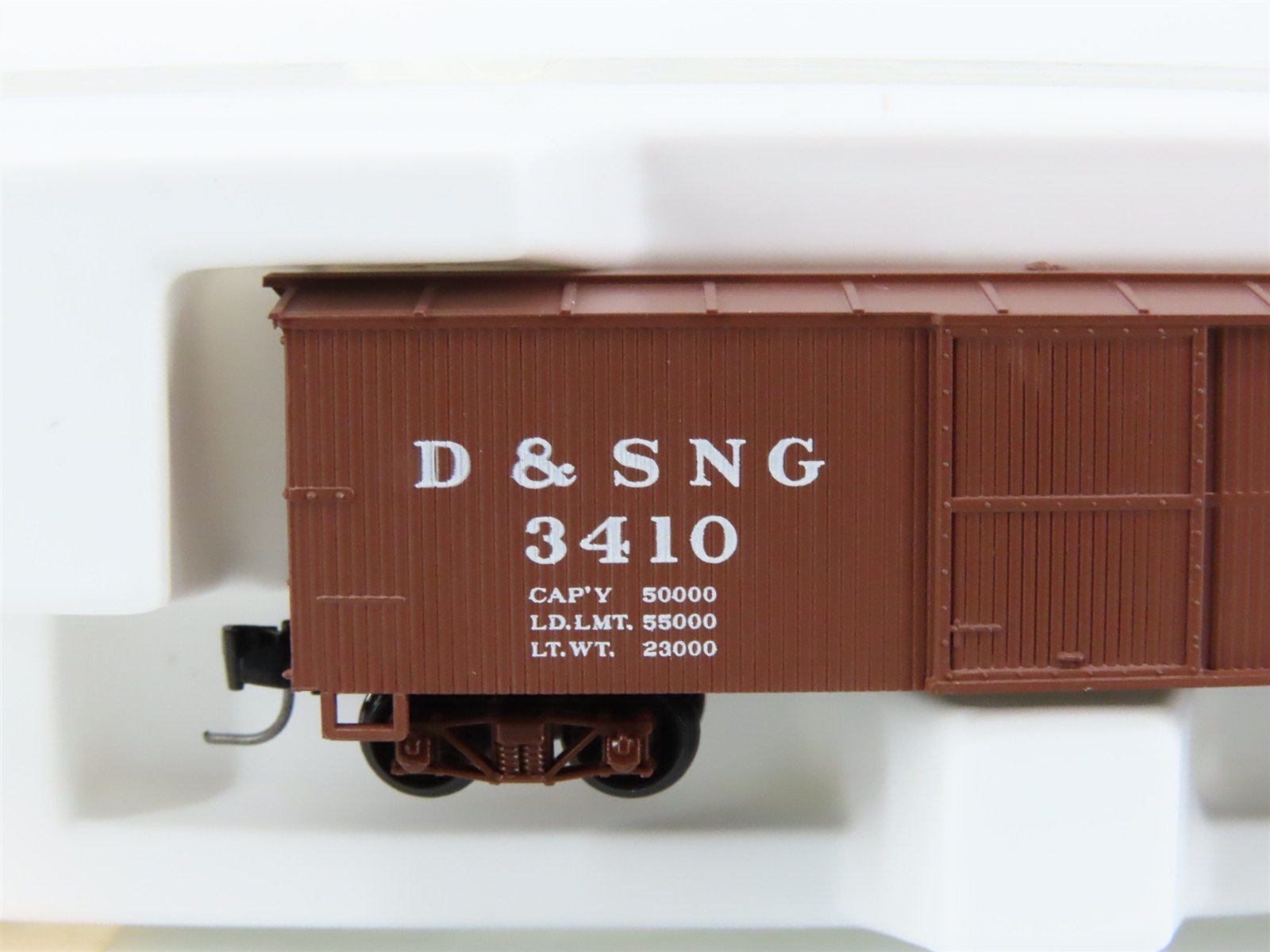 Nn3 Scale Micro-Trains MTL 15105 D&SNG Durango & Silverton 30' Box Car #3410
