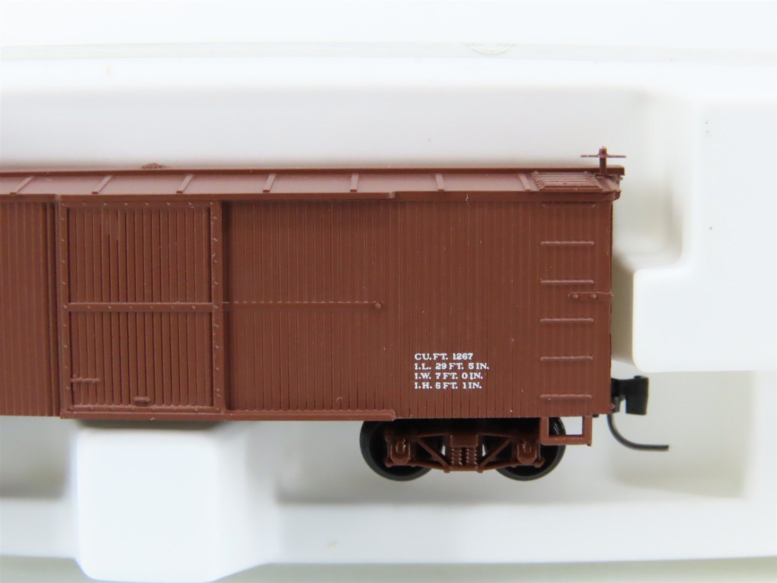 Nn3 Scale Micro-Trains MTL 15105 D&SNG Durango & Silverton 30' Box Car #3410